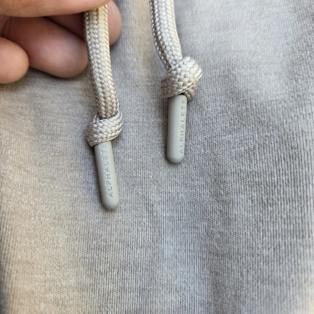Alphalete joggers men